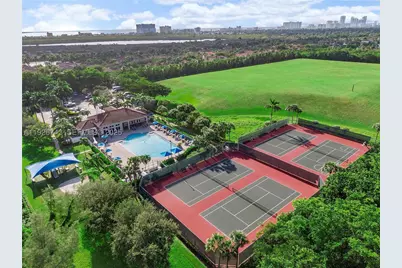 1135 Satinleaf, Hollywood, FL 33019 - Photo 22