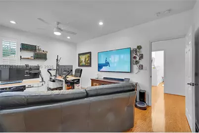 1135 Satinleaf, Hollywood, FL 33019 - Photo 10