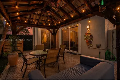 1135 Satinleaf, Hollywood, FL 33019 - Photo 18