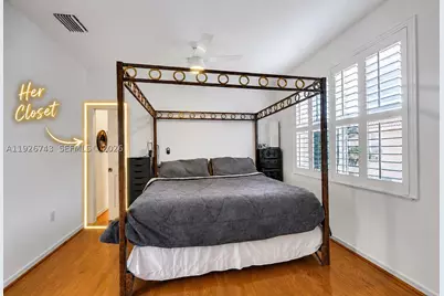 1135 Satinleaf, Hollywood, FL 33019 - Photo 12