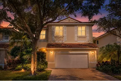 1135 Satinleaf, Hollywood, FL 33019 - Photo 2