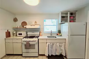 1872 SW 9th, Miami, FL 33135 - Photo 34