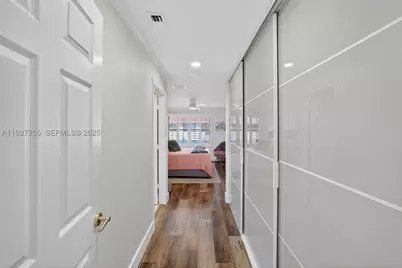 237 City View #237, Fort Lauderdale, FL 33311 - Photo 24