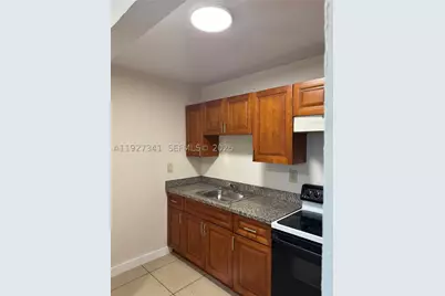 4717 SW 33rd #202, Dania Beach, FL 33312 - Photo 8