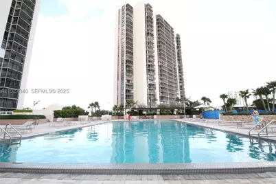 20379 W Country Club #2237, Aventura, FL 33180 - Photo 42