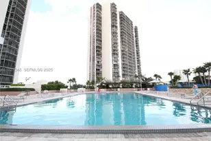 20379 W Country Club, Aventura, FL 33180 - Photo 42