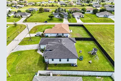 1310 NW 10th, Cape Coral, FL 33993 - Photo 38