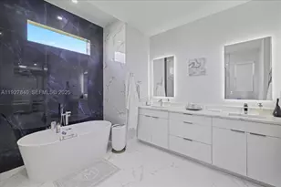 1310 NW 10th, Cape Coral, FL 33993 - Photo 20