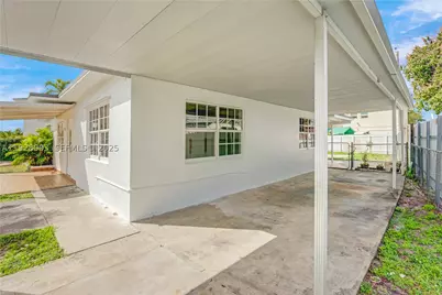 1540 E 8th, Hialeah, FL 33010 - Photo 16
