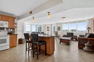 7135 Collins, Miami Beach, FL 33141 - Photo 4