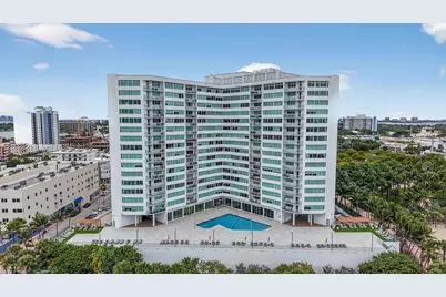 7135 Collins #1015, Miami Beach, FL 33141 - Photo 30