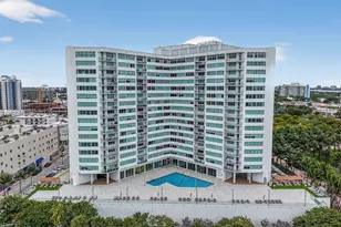 7135 Collins, Miami Beach, FL 33141 - Photo 30