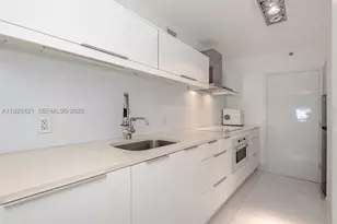 100 Lincoln, Miami Beach, FL 33139 - Photo 6