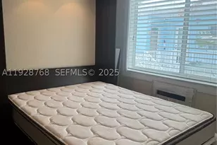 401 Collins, Miami Beach, FL 33139 - Photo 2