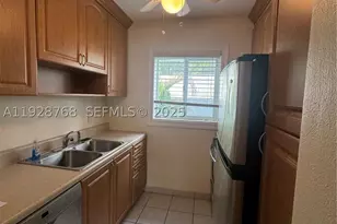 401 Collins, Miami Beach, FL 33139 - Photo 8