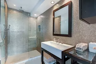 1000 W, Miami Beach, FL 33139 - Photo 14