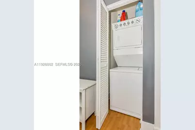 1000 Meridian #15, Miami Beach, FL 33139 - Photo 20