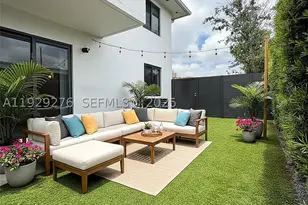 3079 NW 11th, Miami, FL 33125 - Photo 12