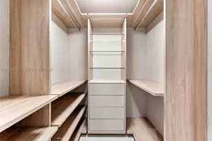 1000 Brickell, Miami, FL 33131 - Photo 10