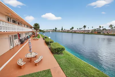 800 SW 10th #4T, Hallandale, FL 33009 - Photo 24