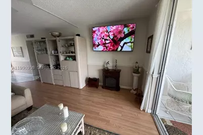 324 SE 10th #207, Dania Beach, FL 33004 - Photo 6