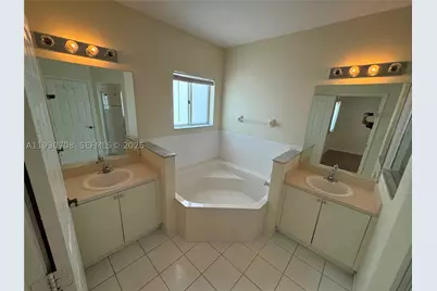 2452 SE 19th, Homestead, FL 33035 - Photo 6