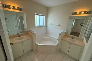 2452 SE 19th, Homestead, FL 33035 - Photo 6