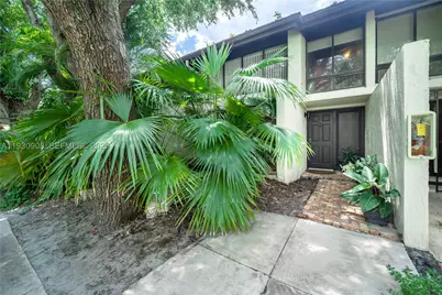 19212 NE 25th #283D, Miami, FL 33180 - Photo 1