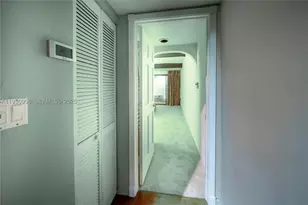19212 NE 25th, Miami, FL 33180 - Photo 40