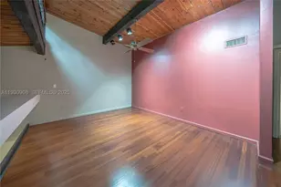 19212 NE 25th, Miami, FL 33180 - Photo 38