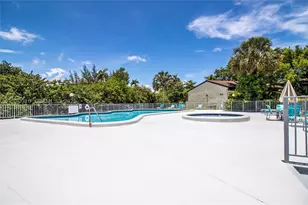 19212 NE 25th, Miami, FL 33180 - Photo 28