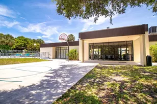 19212 NE 25th, Miami, FL 33180 - Photo 56