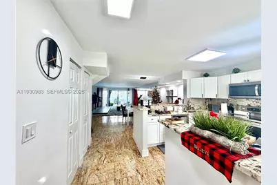 934 NE 27th, Hallandale, FL 33009 - Photo 42