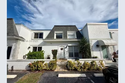 934 NE 27th, Hallandale, FL 33009 - Photo 1