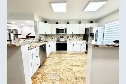 934 NE 27th, Hallandale, FL 33009 - Photo 14