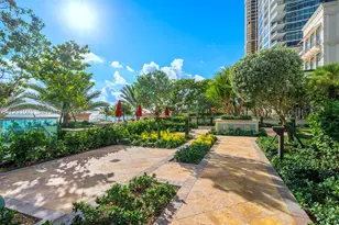 17901 Collins, Sunny Isles Beach, FL 33160 - Photo 32