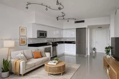 92 SW 3rd #1408, Miami, FL 33130 - Photo 2