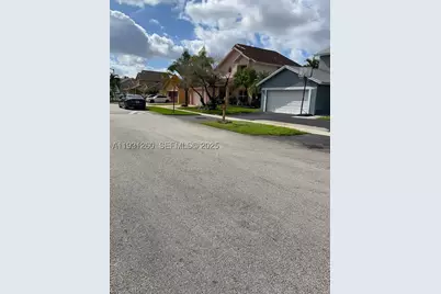 [Address not provided], Pembroke Pines, FL 33025 - Photo 4