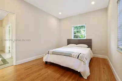 3760 Royal Palm, Miami Beach, FL 33140 - Photo 32