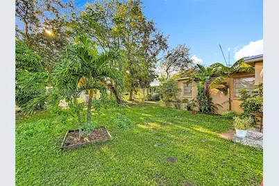 1860 NW 127th, Miami, FL 33167 - Photo 6