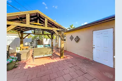 1860 NW 127th, Miami, FL 33167 - Photo 32