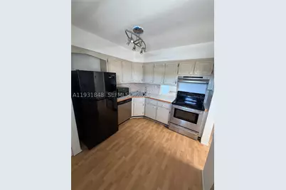 1530 NE 191st #205, Miami, FL 33179 - Photo 10