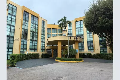 11800 SW 18th #126-4, Miami, FL 33175 - Photo 1