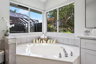 550 NW 110th, Plantation, FL 33324 - Photo 6