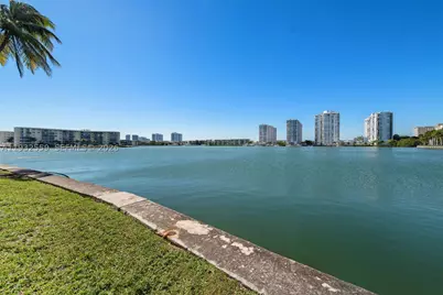 18151 NE 31st #1714, Aventura, FL 33160 - Photo 32