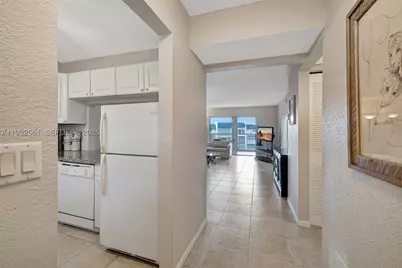 7897 Golf Circle #309, Margate, FL 33063 - Photo 14