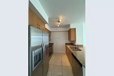1830 Radius #915, Hollywood, FL 33020 - Photo 2
