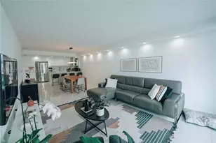 19380 Collins, Sunny Isles Beach, FL 33160 - Photo 8