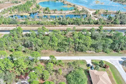 1261 Naples Ave S, Fort Myers, FL 33913 - Photo 18