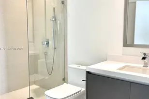 851 NE 1st, Miami, FL 33132 - Photo 18